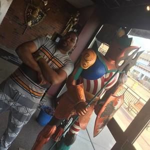 Meet your Posher, Henry